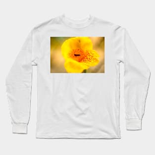 oli daffodil y bug Long Sleeve T-Shirt